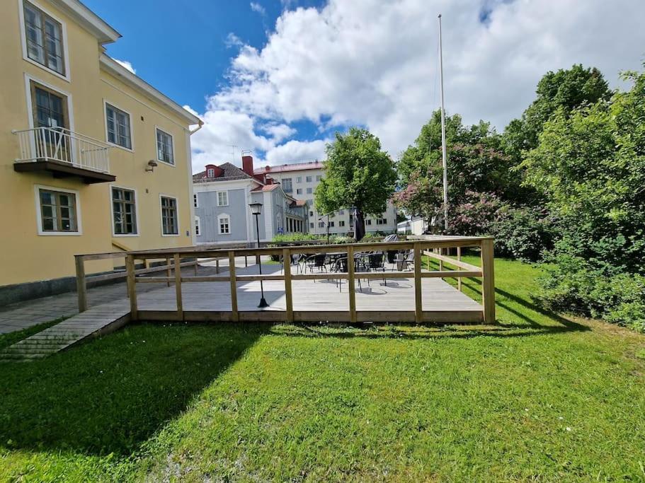 Tyylikaes City Studio, Terassi Ja Ilmainen Parkki Vanha Postitalo Varkaus Extérieur photo